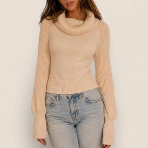 Dolan cream chunky knit cowl neck cozy minimalist sweater size XS